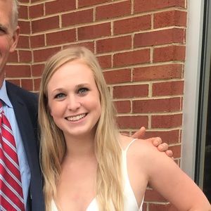 Meet your Posher, Hailey